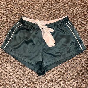 A&F SLEEP SHORTS